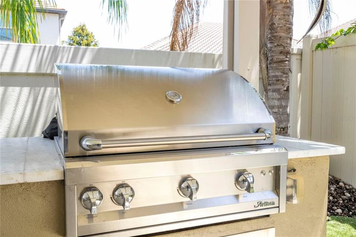 Image No.46-6 Bed House for sale