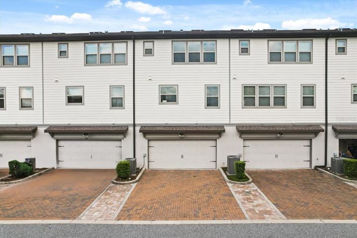 Image No.2-3 Bed Townhouse for sale