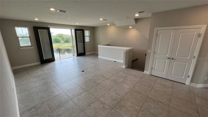 Image No.8-3 Bed Townhouse for sale