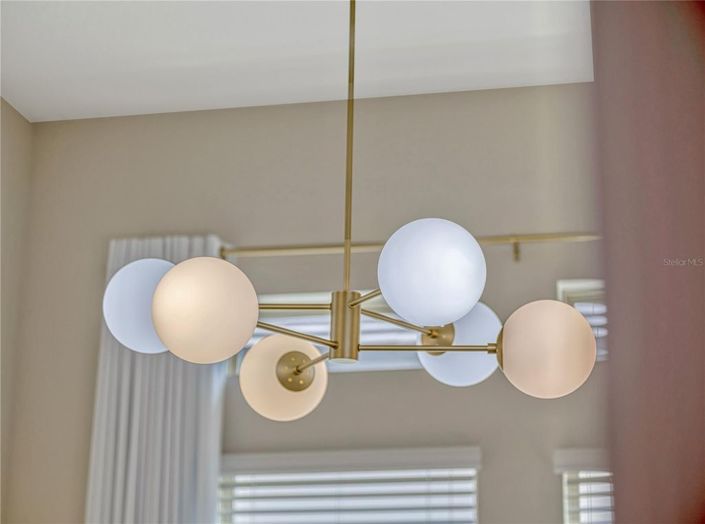 Image No.24-5 Bed House for sale