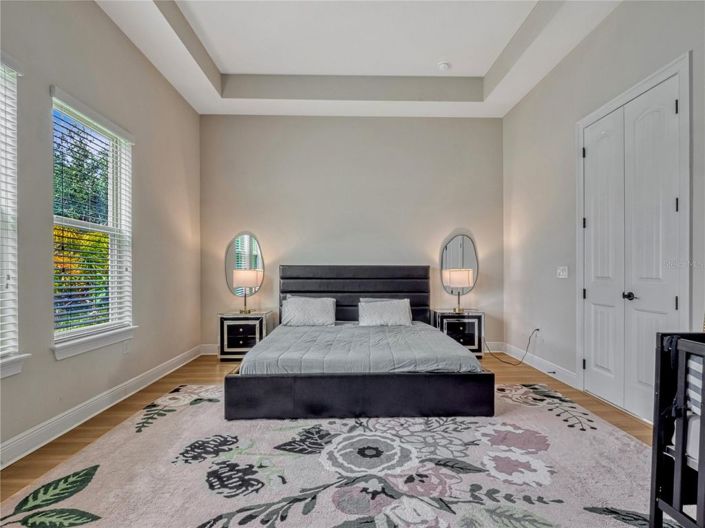 Image No.27-5 Bed House for sale