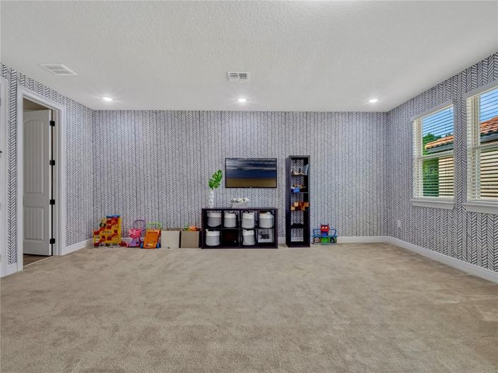 Image No.36-5 Bed House for sale