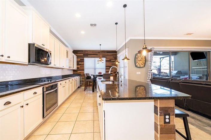 Image No.11-4 Bed House for sale