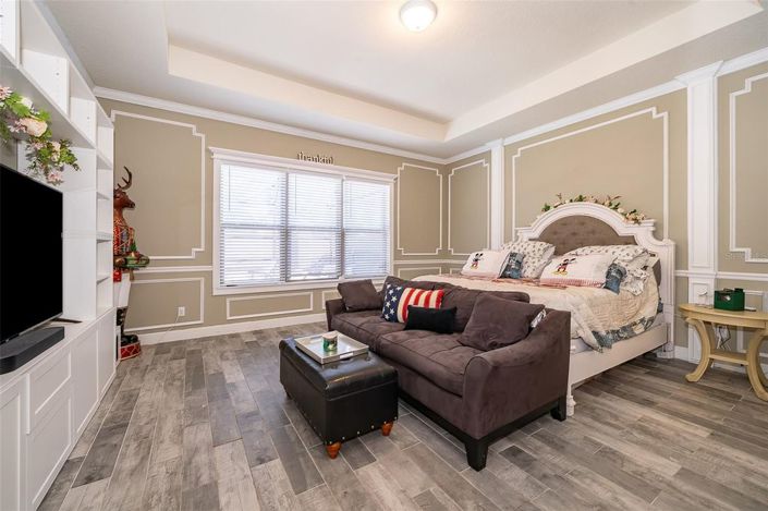 Image No.20-4 Bed House for sale