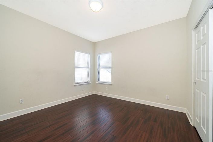 Image No.28-4 Bed House for sale