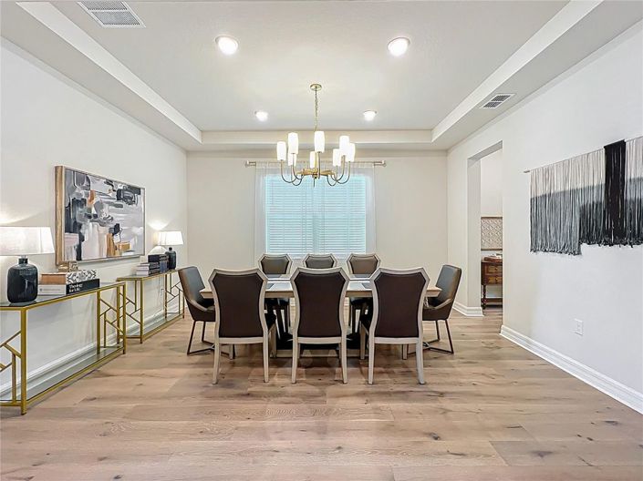 Image No.13-5 Bed House for sale