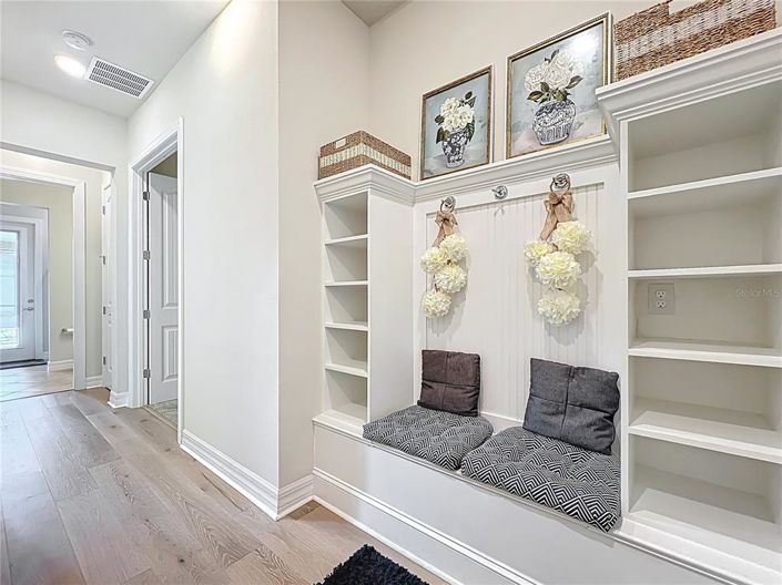 Image No.27-5 Bed House for sale