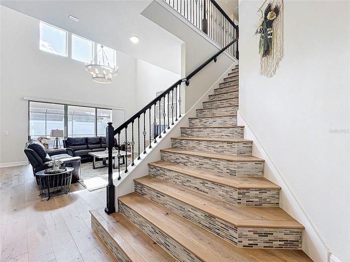 Image No.33-5 Bed House for sale