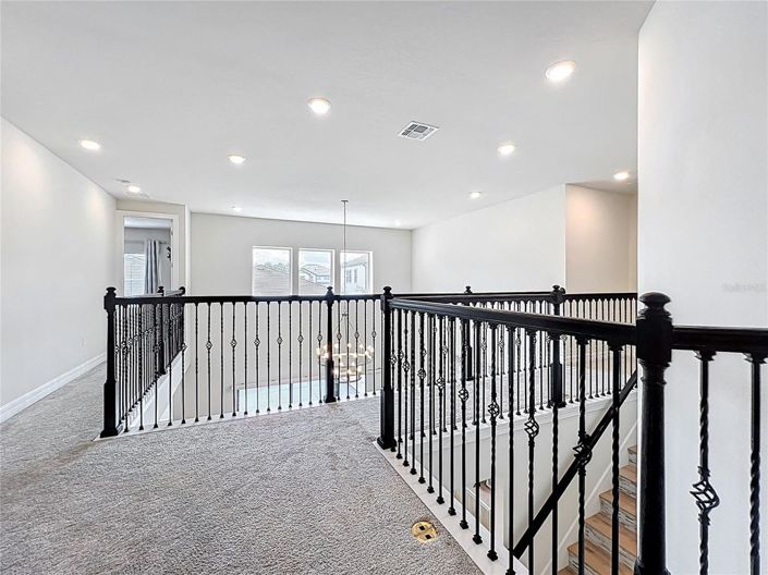 Image No.35-5 Bed House for sale