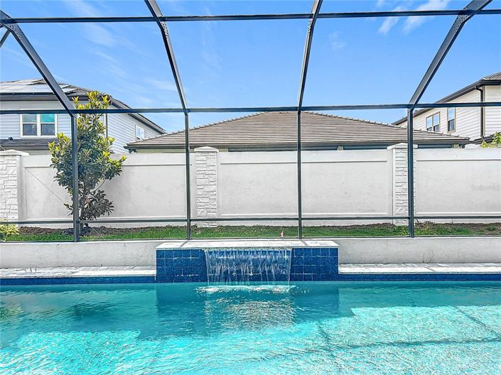 Image No.51-5 Bed House for sale