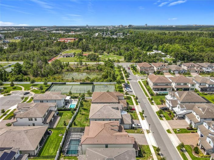 Image No.55-5 Bed House for sale