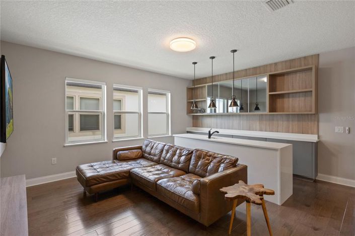 Image No.23-5 Bed House for sale