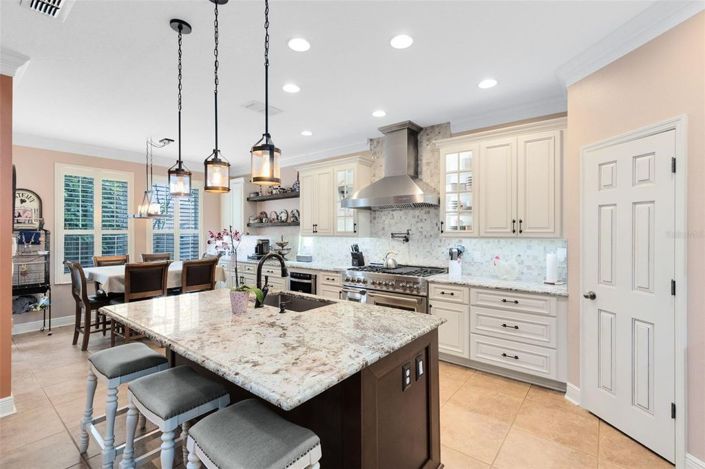 Image No.13-4 Bed House for sale