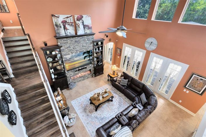 Image No.17-4 Bed House for sale