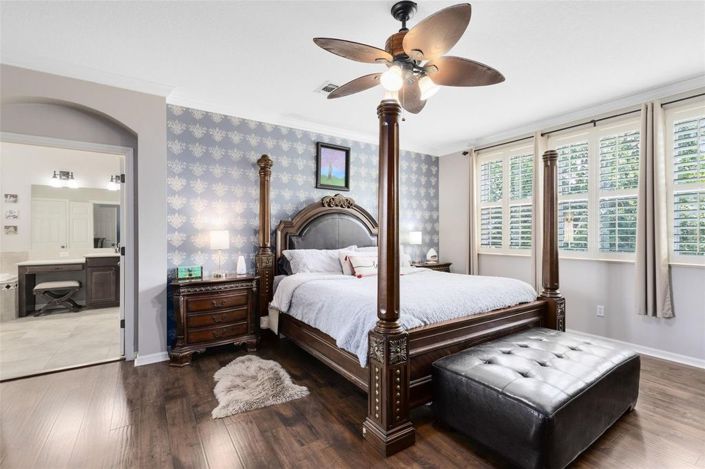 Image No.19-4 Bed House for sale