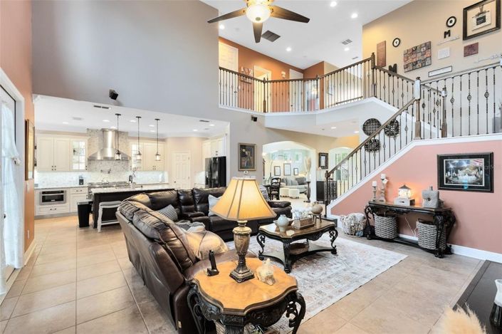 Image No.9-4 Bed House for sale