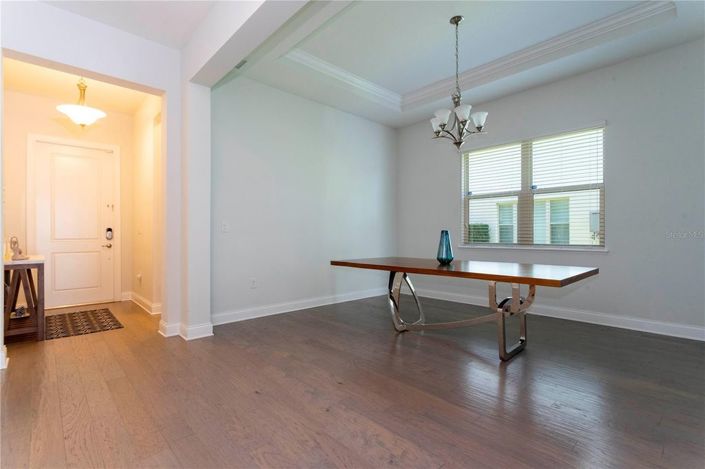 Image No.18-5 Bed House for sale