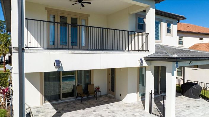 Image No.9-5 Bed House for sale