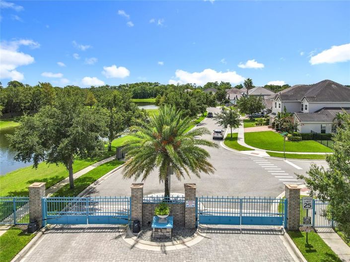 Image No.11-5 Bed House for sale