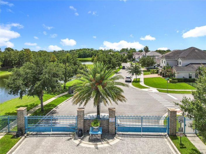 Image No.13-5 Bed House for sale