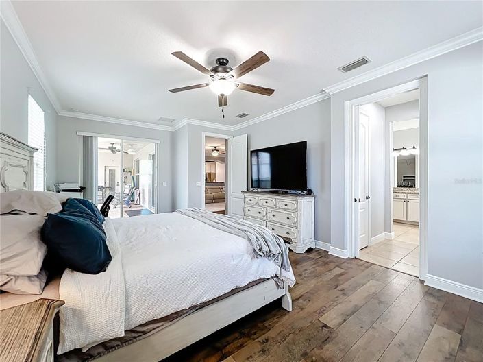 Image No.22-5 Bed House for sale