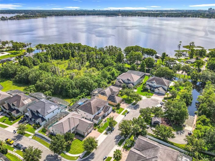 Image No.4-5 Bed House for sale