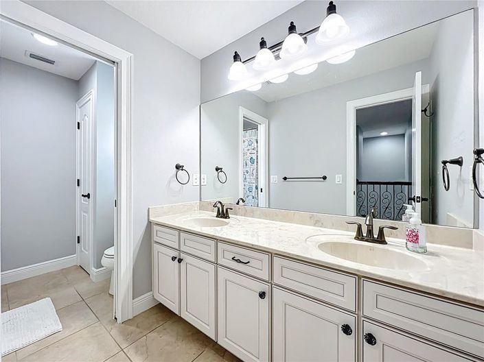 Image No.31-5 Bed House for sale