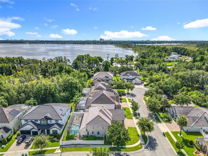 Image No.35-5 Bed House for sale