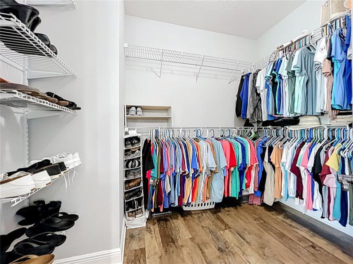 Image No.45-5 Bed House for sale