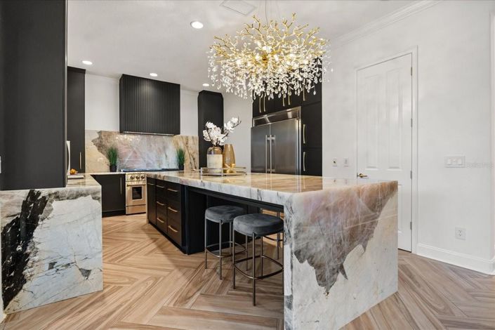 Image No.27-4 Bed House for sale