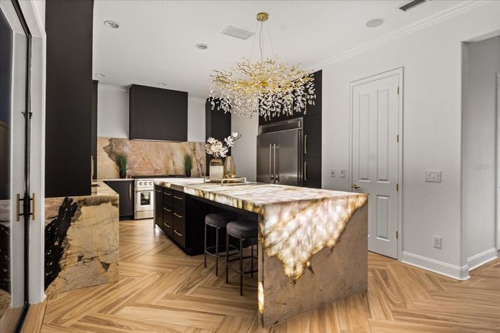 Image No.28-4 Bed House for sale