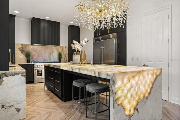 Image No.33-4 Bed House for sale