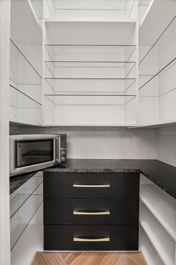 Image No.35-4 Bed House for sale