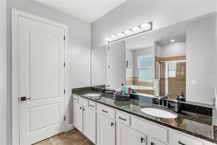 Image No.25-6 Bed House for sale