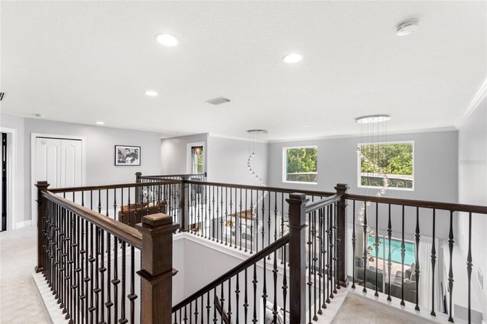 Image No.29-6 Bed House for sale