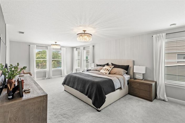 Image No.32-6 Bed House for sale