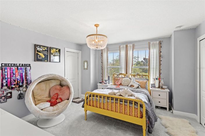 Image No.37-6 Bed House for sale