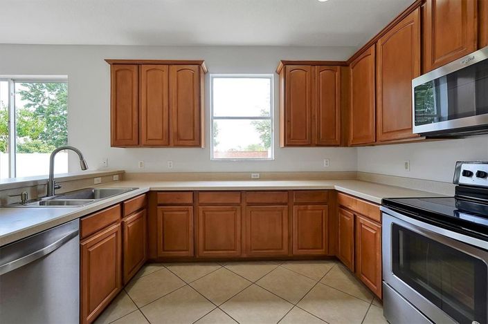 Image No.11-5 Bed House for sale