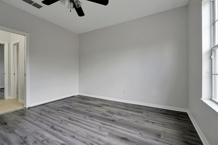 Image No.34-5 Bed House for sale