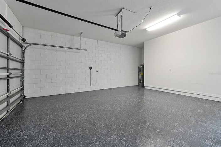 Image No.37-5 Bed House for sale