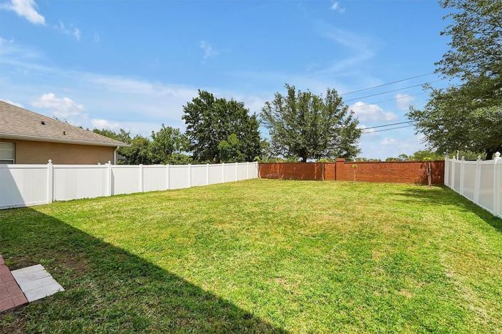 Image No.39-5 Bed House for sale