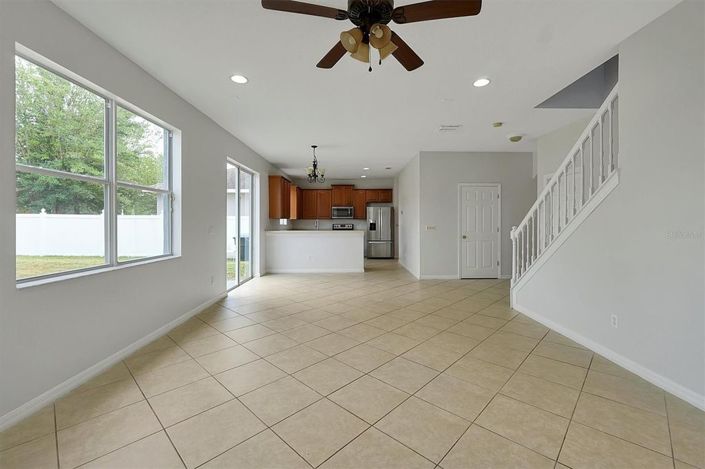 Image No.9-5 Bed House for sale