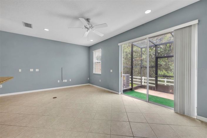 Image No.13-3 Bed Townhouse for sale