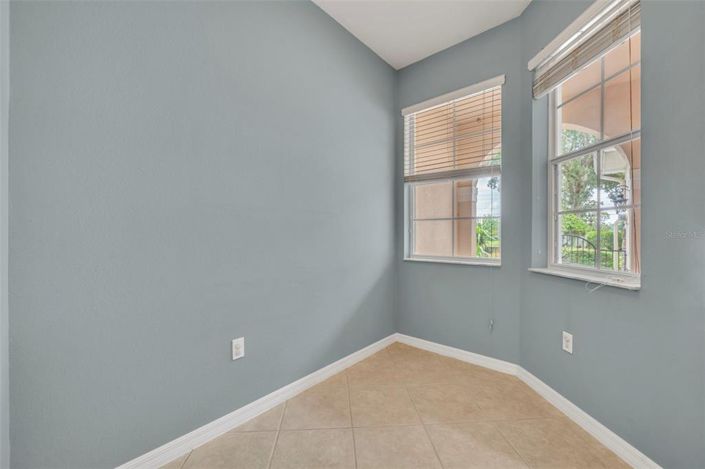 Image No.18-3 Bed Townhouse for sale