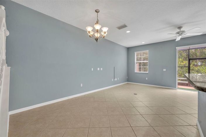 Image No.9-3 Bed Townhouse for sale