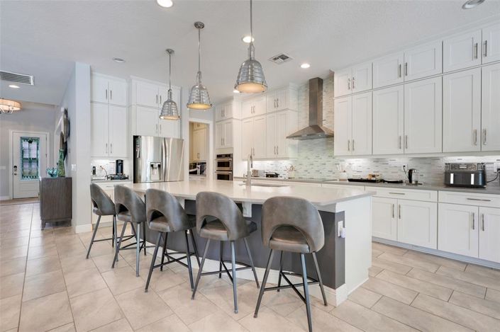 Image No.21-6 Bed House for sale