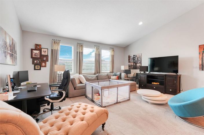 Image No.33-6 Bed House for sale