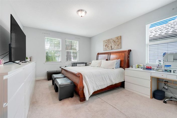 Image No.39-6 Bed House for sale