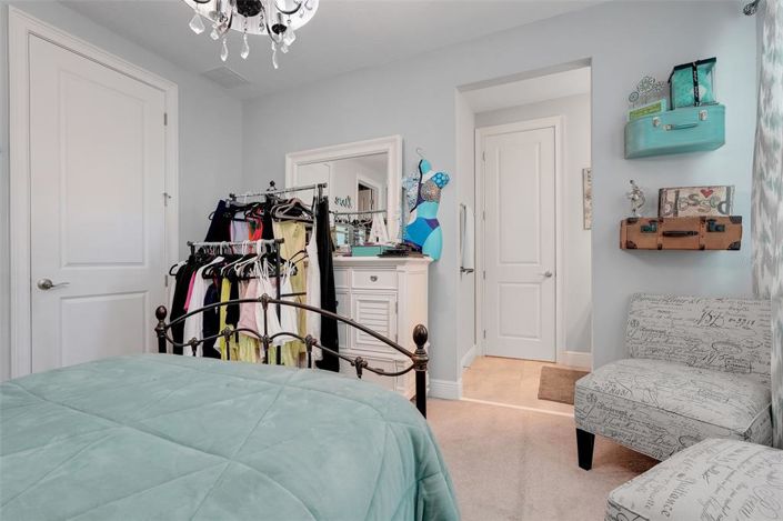 Image No.51-6 Bed House for sale