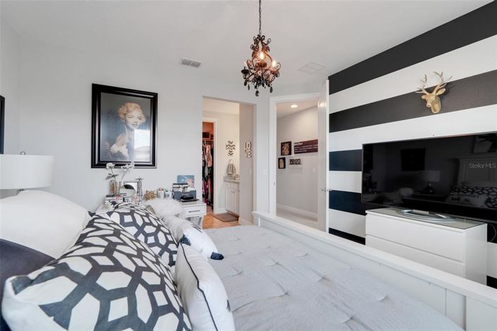 Image No.55-6 Bed House for sale